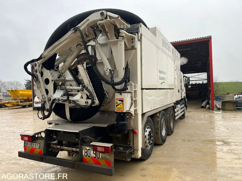 VOLVO TRIDEM Type : 3A 11T 36.000V - EXCAVATRICE-ASPIRATRICE SB 268 - 251629KM - Truck: picture 2 VOLVO TRIDEM Type : 3A 11T 36.000V - EXCAVATRICE-ASPIRATRICE SB 268 - 251629KM - Truck: picture 2