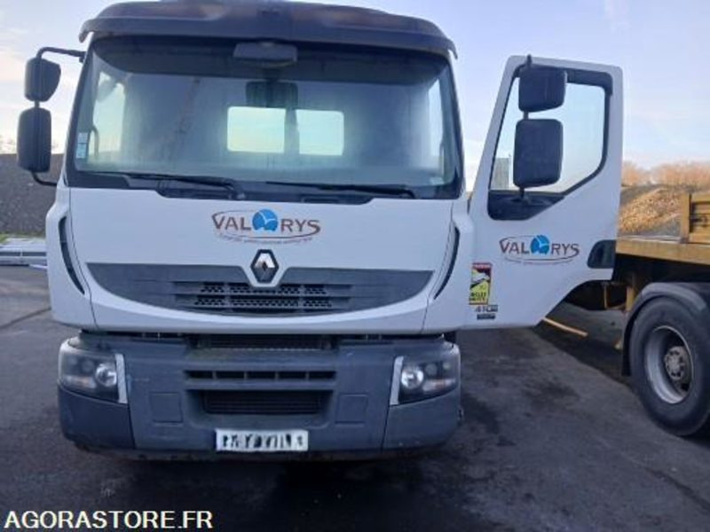 Camion porteur avec ampiroll - Truck: picture 1 Camion porteur avec ampiroll - Truck: picture 1