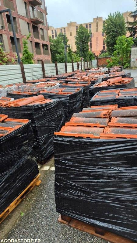 Tuiles Romane Coverland et Sans Super Romane 81 Damiatte - Tool/ Equipment: picture 3 Tuiles Romane Coverland et Sans Super Romane 81 Damiatte - Tool/ Equipment: picture 3