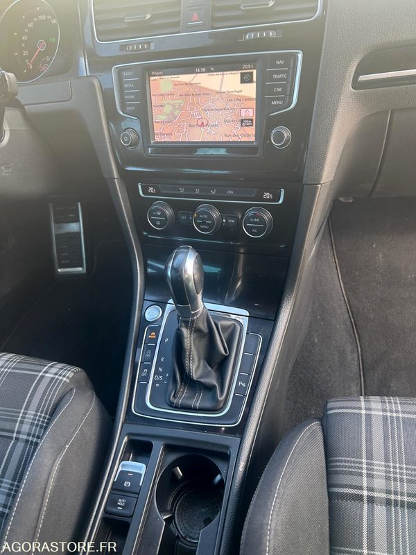 VOLKSWAGEN GOLF 2.0 TDI 184 BlueMotion Technology FAP DSG6 GTD / ORIGINE FRANCE - Car: picture 5 VOLKSWAGEN GOLF 2.0 TDI 184 BlueMotion Technology FAP DSG6 GTD / ORIGINE FRANCE - Car: picture 5