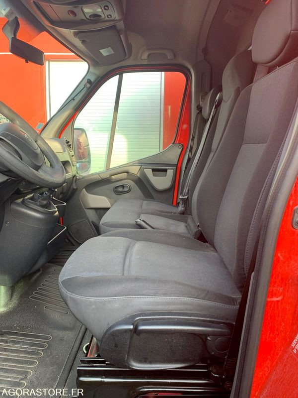 VSAV RENAULT MASTER3 CH405CR - Panel van: picture 5 VSAV RENAULT MASTER3 CH405CR - Panel van: picture 5