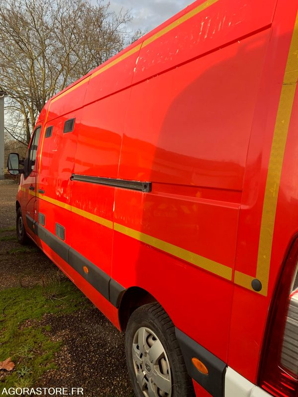 VSAV RENAULT MASTER3 CH405CR - Panel van: picture 3 VSAV RENAULT MASTER3 CH405CR - Panel van: picture 3