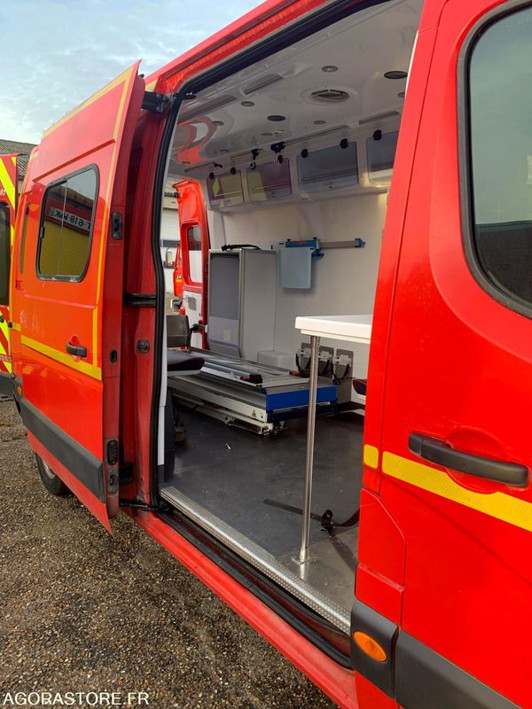 VSAV RENAULT MASTER3 EA080NB leasing VSAV RENAULT MASTER3 EA080NB: picture 11 VSAV RENAULT MASTER3 EA080NB leasing VSAV RENAULT MASTER3 EA080NB: picture 11