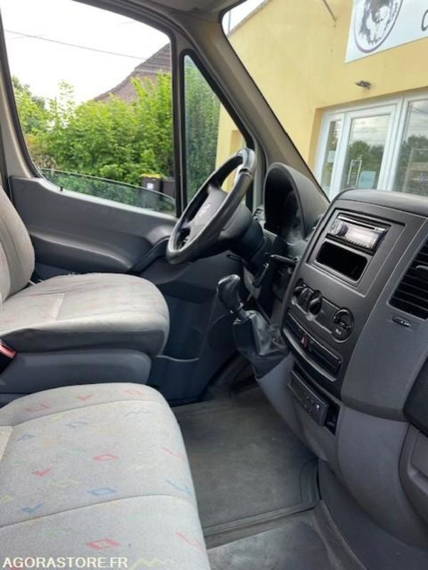 Volkswagen Crafter Frigorifique - Refrigerated delivery van: picture 5 Volkswagen Crafter Frigorifique - Refrigerated delivery van: picture 5