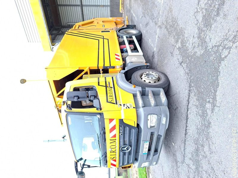 Camion poubelle d'encombrant - Garbage truck: picture 2 Camion poubelle d'encombrant - Garbage truck: picture 2