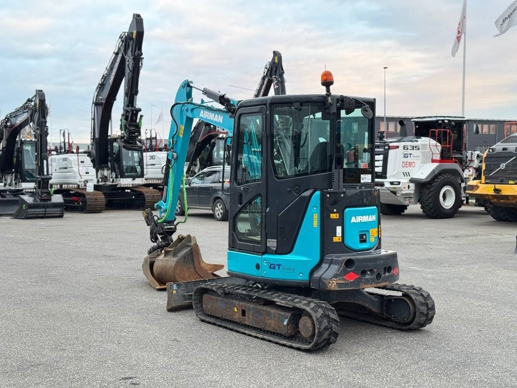 Airman AX 38 U - Mini excavator: picture 4 Airman AX 38 U - Mini excavator: picture 4