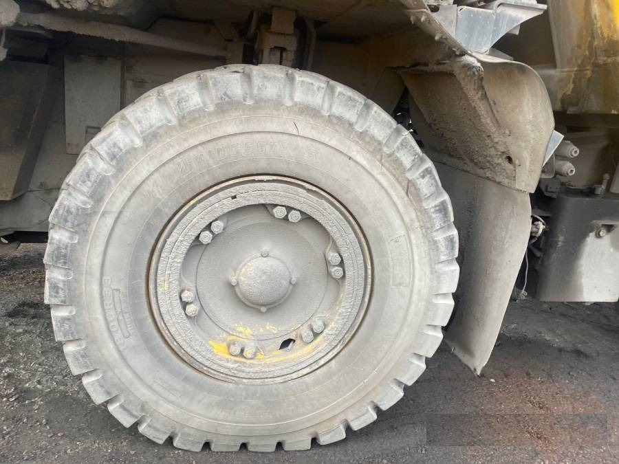 Rigid dumper/ Rock truck Komatsu HD405-7: picture 14