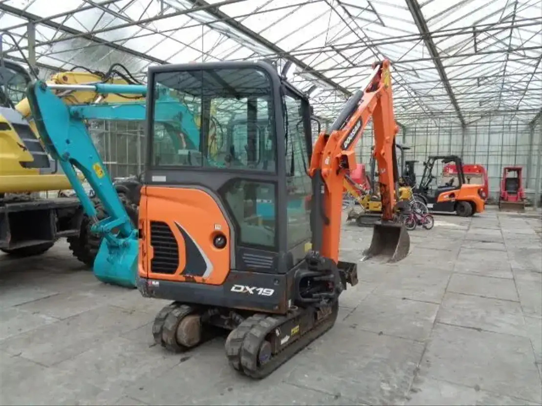 Doosan DX19 - Mini excavator: picture 4 Doosan DX19 - Mini excavator: picture 4