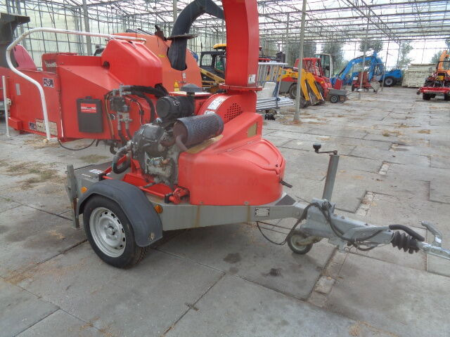 Wood chipper Vermeer BC600XL: picture 6