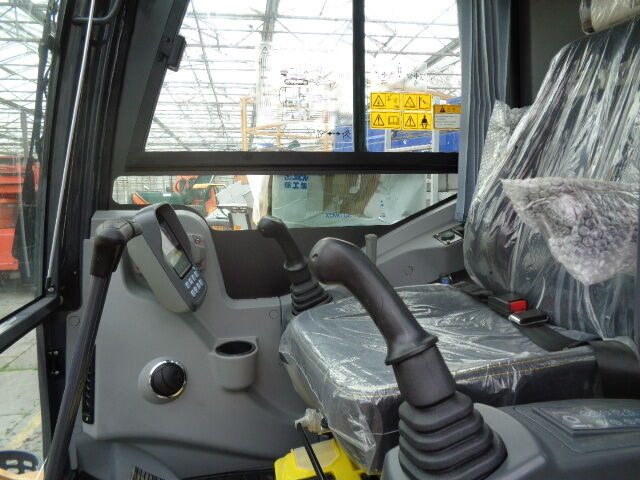 XCMG XE60DA - Crawler excavator: picture 3 XCMG XE60DA - Crawler excavator: picture 3