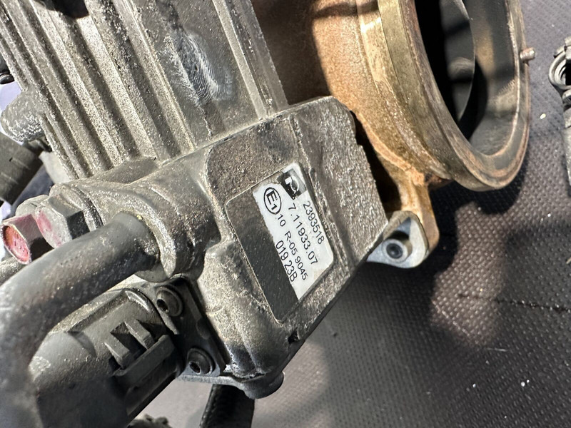 DAF exhaust brake valve - Brake parts for Truck: picture 4 DAF exhaust brake valve - Brake parts for Truck: picture 4