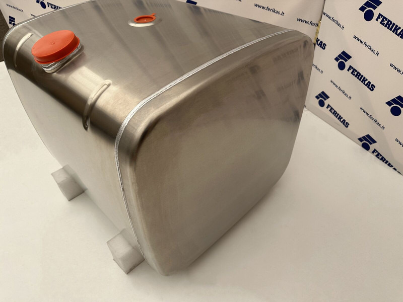 Iveco New aluminum fuel tank 300L - Fuel tank for Truck: picture 2 Iveco New aluminum fuel tank 300L - Fuel tank for Truck: picture 2