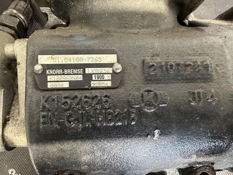 MAN TGX - Steering pump for Truck: picture 3 MAN TGX - Steering pump for Truck: picture 3