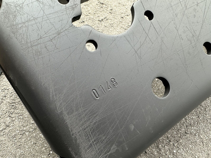 MAN original final cross member, traverse - Suspension for Truck: picture 4 MAN original final cross member, traverse - Suspension for Truck: picture 4