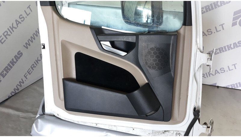 Mercedes-Benz Actros MP4 - Door and parts for Truck: picture 4 Mercedes-Benz Actros MP4 - Door and parts for Truck: picture 4