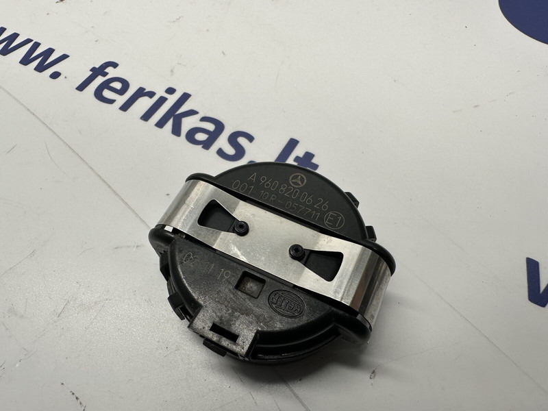 Mercedes-Benz Actros MP5 - Sensor for Truck: picture 3 Mercedes-Benz Actros MP5 - Sensor for Truck: picture 3