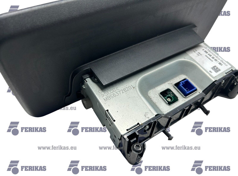 Mercedes-Benz LED - Dashboard for Truck: picture 3 Mercedes-Benz LED - Dashboard for Truck: picture 3