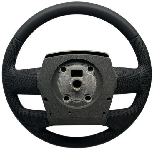 Volvo refurbished - Steering wheel for Truck: picture 2 Volvo refurbished - Steering wheel for Truck: picture 2