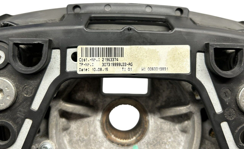 Steering wheel for Truck Volvo refurbished: picture 8 Steering wheel for Truck Volvo refurbished: picture 8