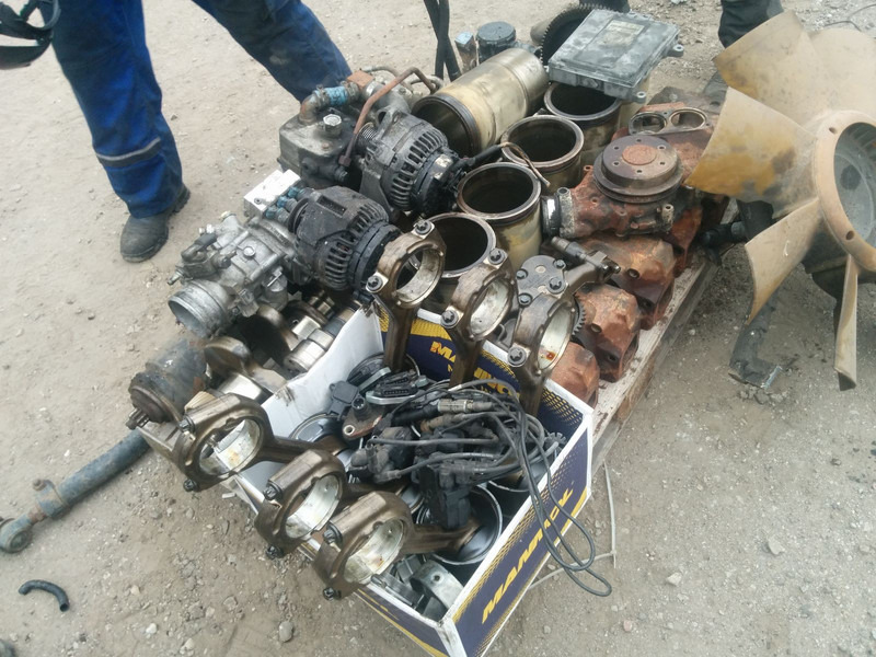 MAN E 2876 LOH 02 - Engine and parts: picture 3 MAN E 2876 LOH 02 - Engine and parts: picture 3