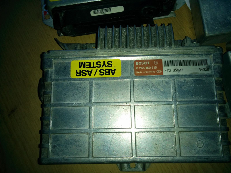 MAN Intarder EST-32 ZF-6009058022 - ECU: picture 2 MAN Intarder EST-32 ZF-6009058022 - ECU: picture 2