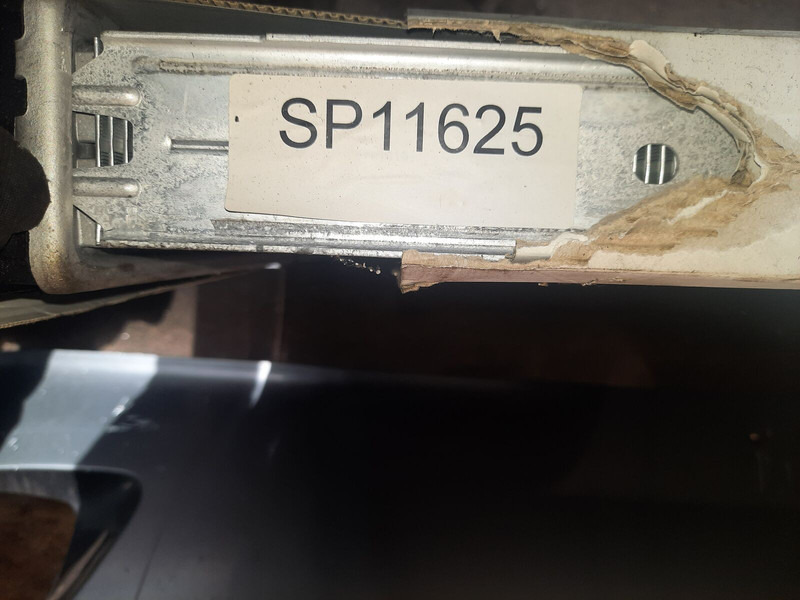 Scania man - Radiator: picture 4 Scania man - Radiator: picture 4