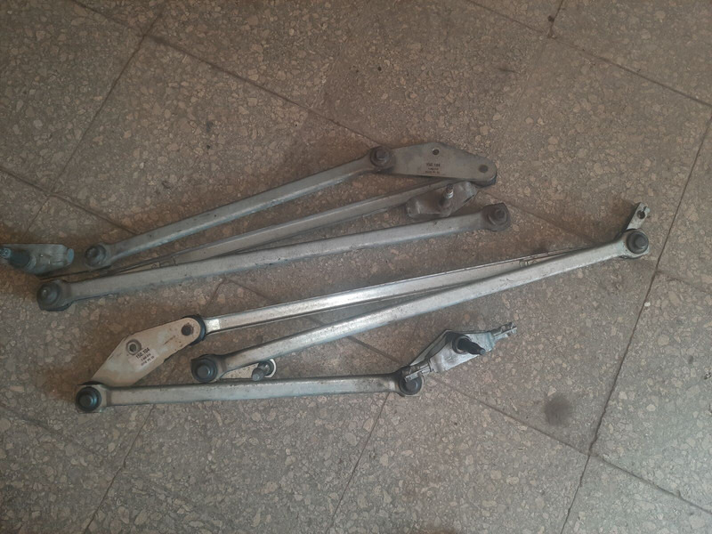 Volvo  - Wiper: picture 1 Volvo  - Wiper: picture 1