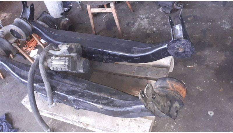 Volvo кронштейн заднего моста мерседес - Steel suspension: picture 1 Volvo кронштейн заднего моста мерседес - Steel suspension: picture 1