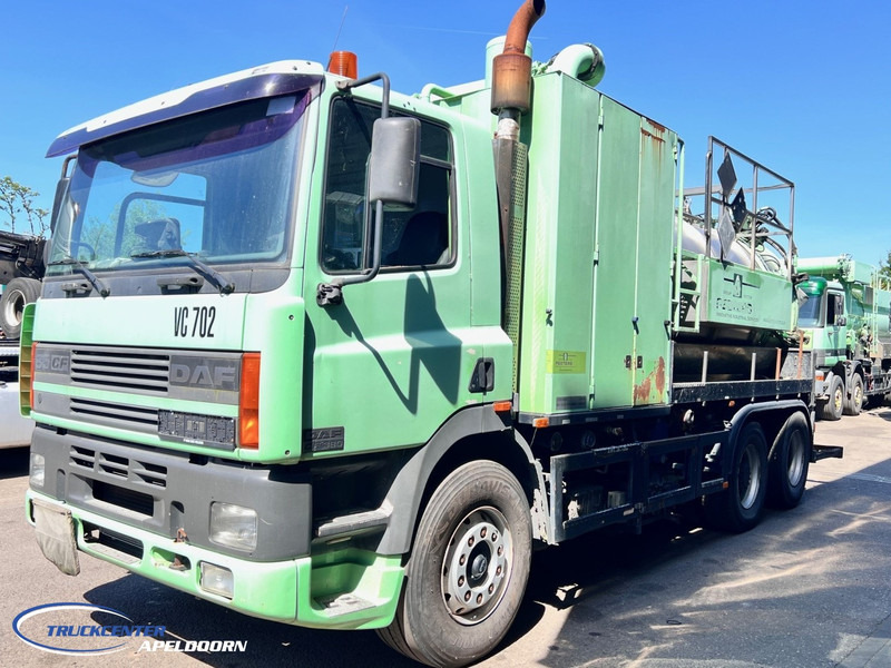 DAF CF 85.380 Inox tank ADR, 6x2, Euro 2 - Vacuum truck: picture 3 DAF CF 85.380 Inox tank ADR, 6x2, Euro 2 - Vacuum truck: picture 3