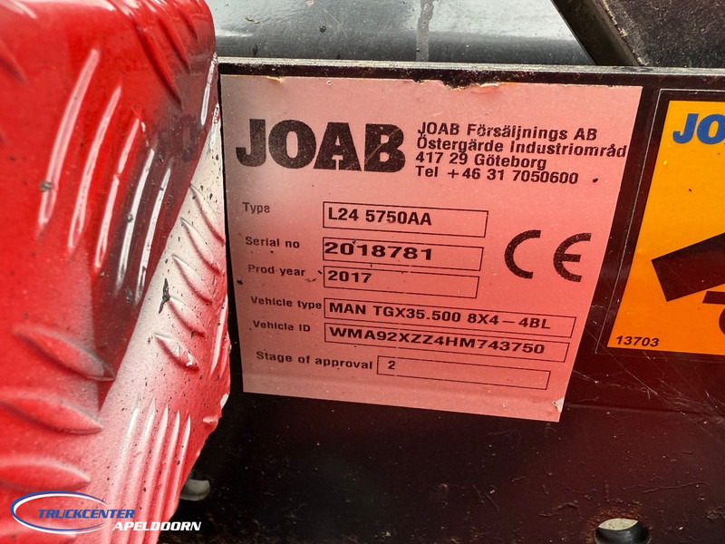 Hook lift truck MAN TGX 35.500 8x4, Joab, Bullbar, Custom interieur: picture 6