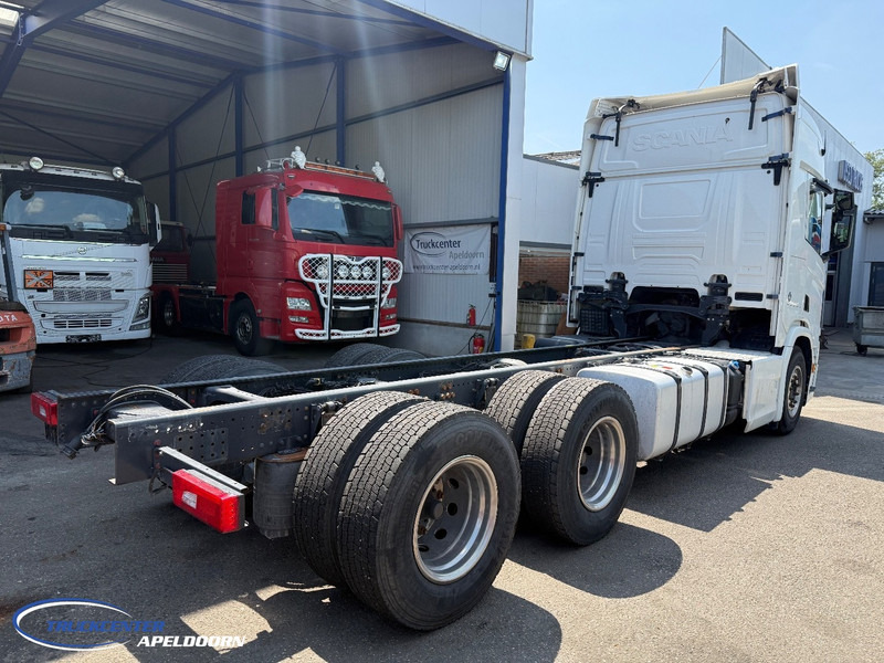 Scania R650 V8 NGS 6x4, Standclima, Retarder, PTO - Cab chassis truck: picture 2 Scania R650 V8 NGS 6x4, Standclima, Retarder, PTO - Cab chassis truck: picture 2
