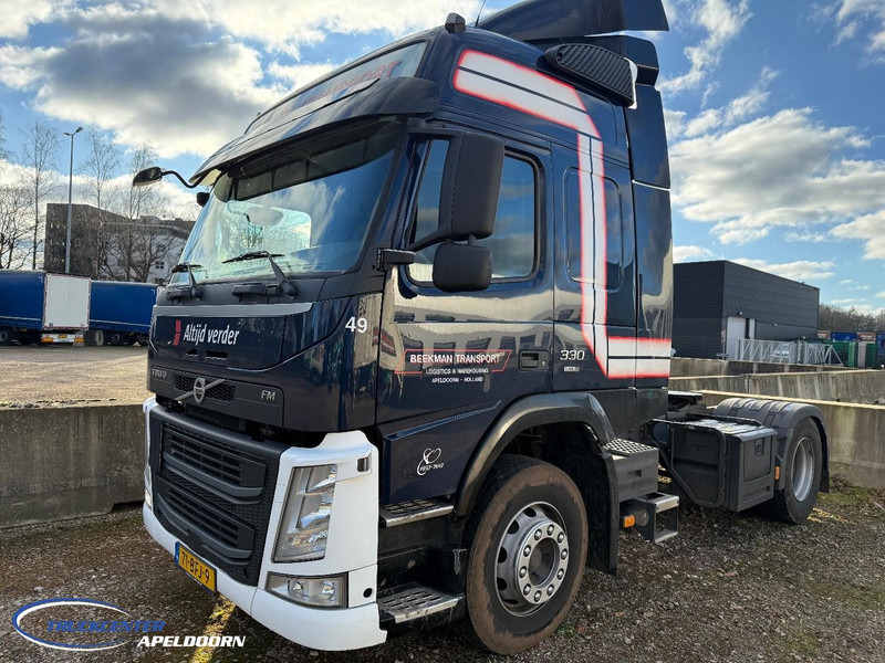 Volvo FM Globetrotter, NL truck, Euro 6 - Tractor unit: picture 2 Volvo FM Globetrotter, NL truck, Euro 6 - Tractor unit: picture 2