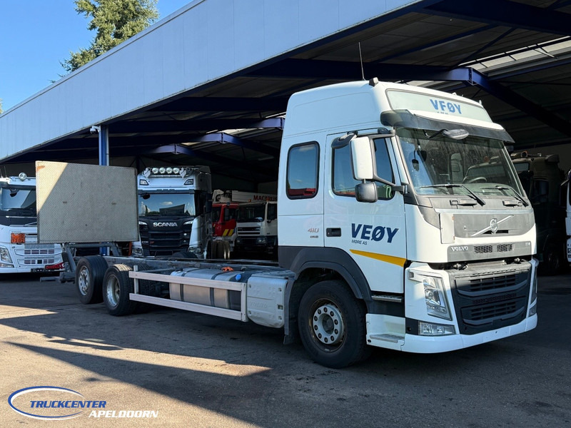Volvo FM 410 379000 km, 6x2, Globetrotter - Cab chassis truck: picture 1 Volvo FM 410 379000 km, 6x2, Globetrotter - Cab chassis truck: picture 1