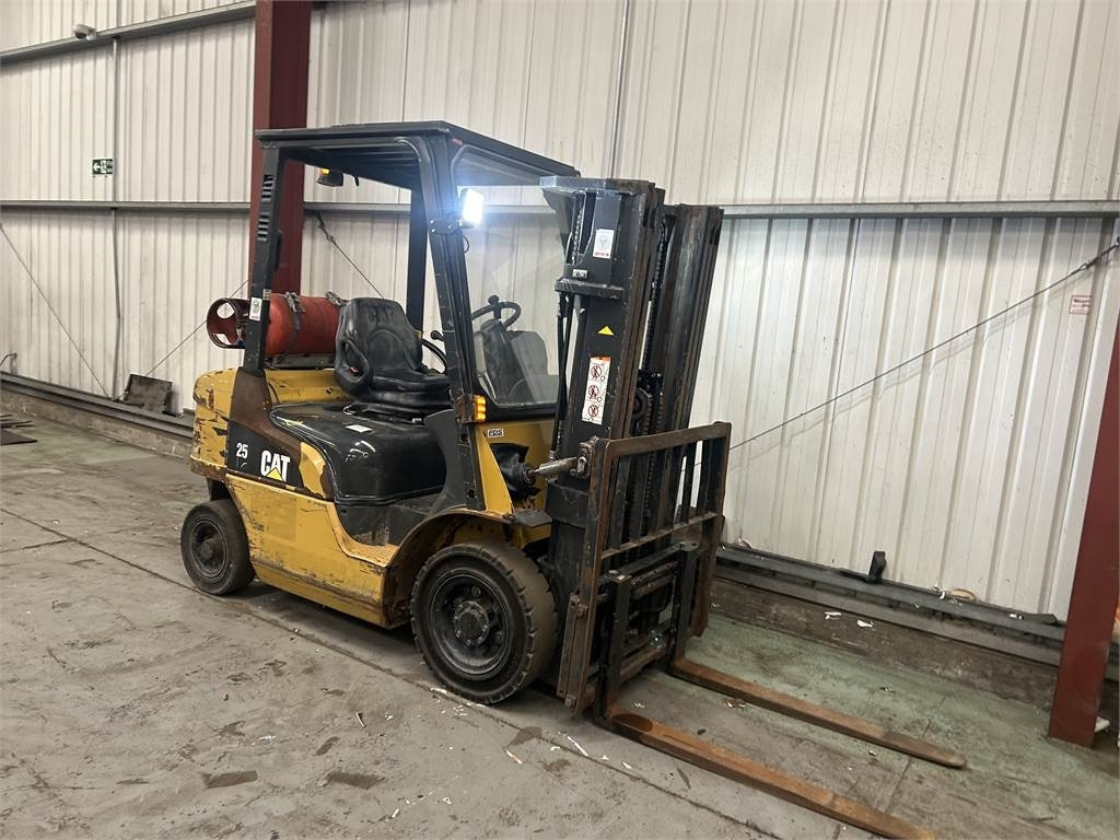 CAT GP20NT - LPG forklift: picture 4 CAT GP20NT - LPG forklift: picture 4