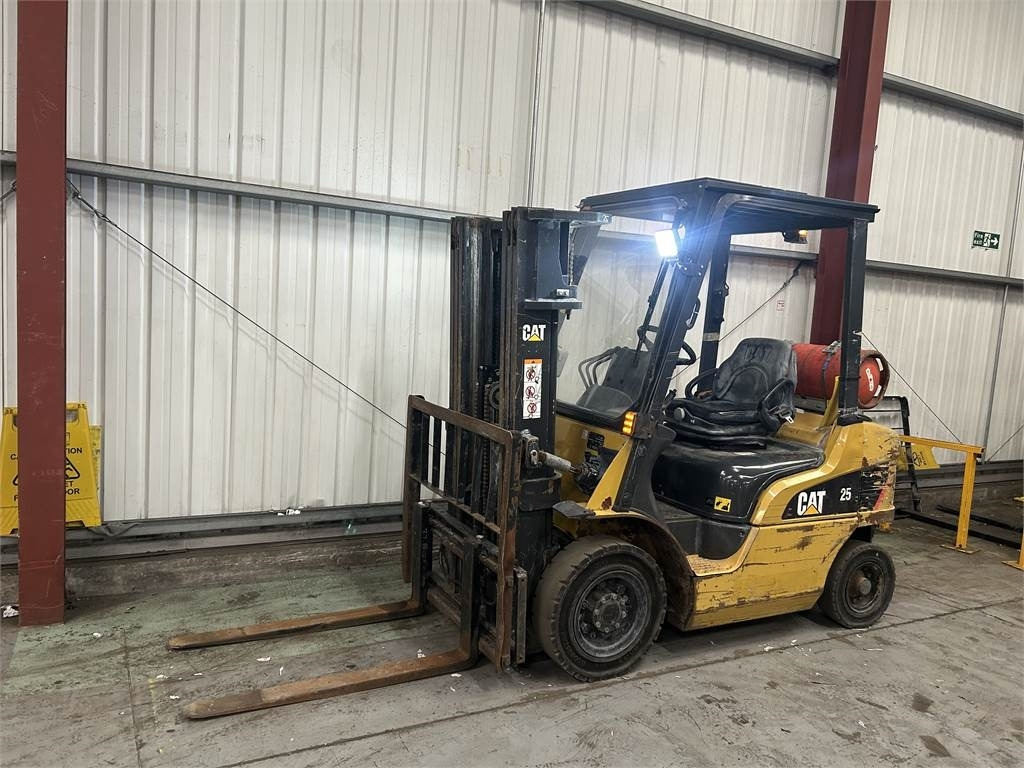 CAT GP20NT - LPG forklift: picture 2 CAT GP20NT - LPG forklift: picture 2