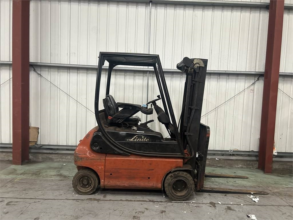 Linde E18P-02 - Electric forklift: picture 5 Linde E18P-02 - Electric forklift: picture 5