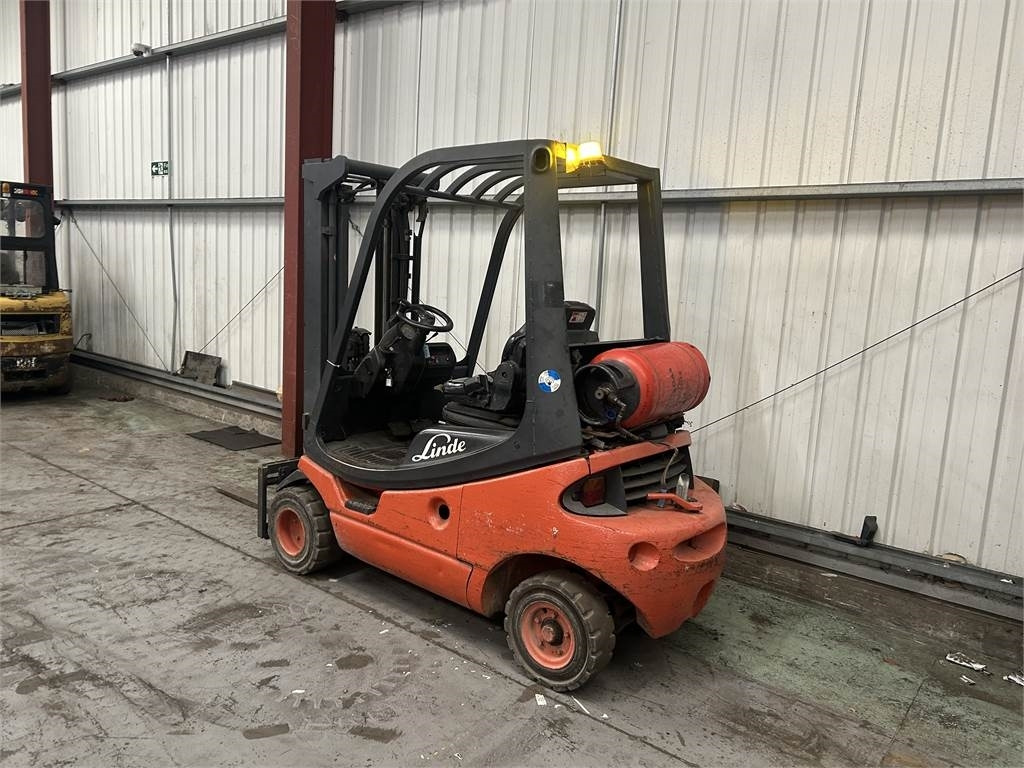 Linde H20T-03 - LPG forklift: picture 3 Linde H20T-03 - LPG forklift: picture 3
