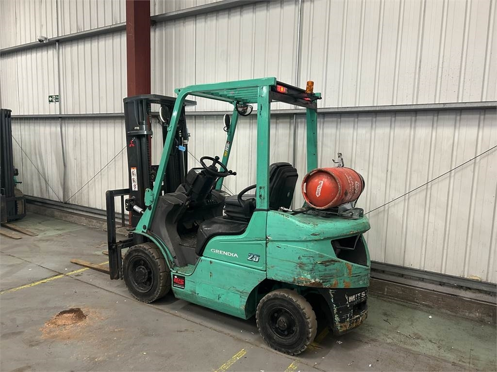 Mitsubishi FG25NT - LPG forklift: picture 3 Mitsubishi FG25NT - LPG forklift: picture 3