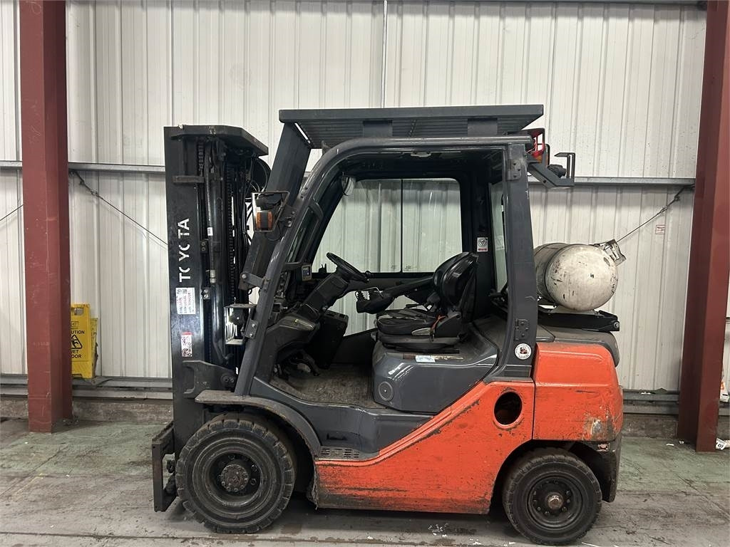 Toyota 02-8FGF25 - LPG forklift: picture 1 Toyota 02-8FGF25 - LPG forklift: picture 1