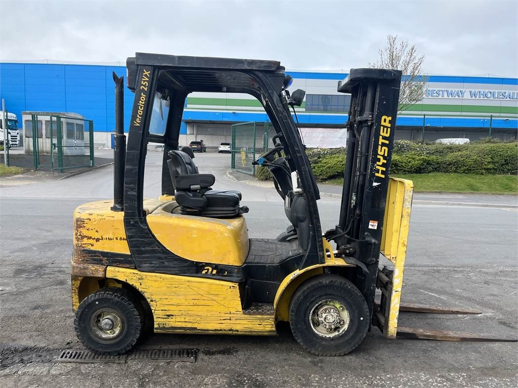 Yale GDP25VX - Diesel forklift: picture 2 Yale GDP25VX - Diesel forklift: picture 2