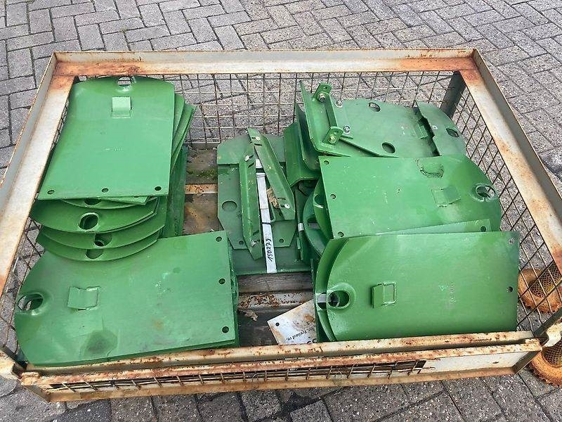 Krone glijplaten - Mower: picture 2 Krone glijplaten - Mower: picture 2
