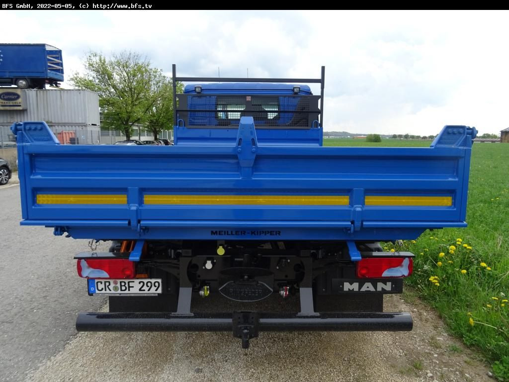 MAN TGL (TG3) 8.220 4x2 BB CH TG3, Automatik - Tipper van: picture 3 MAN TGL (TG3) 8.220 4x2 BB CH TG3, Automatik - Tipper van: picture 3