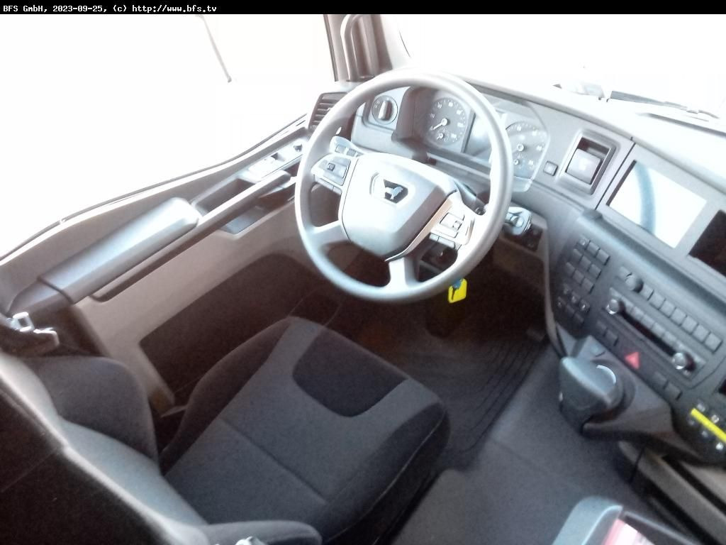 MAN TGS (TG3) 35.430 8x2-6 BL CH Plattform Aufbau mi - Tow truck: picture 4 MAN TGS (TG3) 35.430 8x2-6 BL CH Plattform Aufbau mi - Tow truck: picture 4