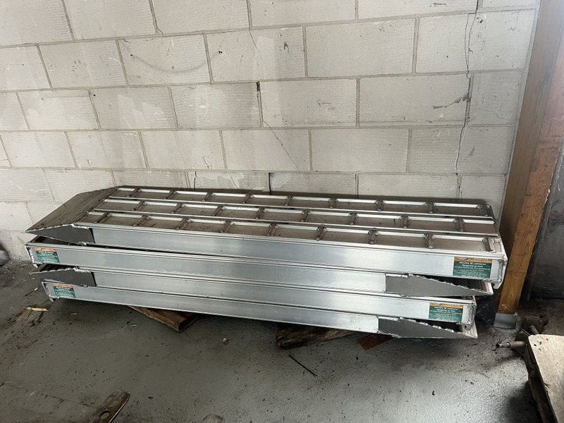 Ultra-Lite 240x 46 x14 cm - Attachment: picture 3 Ultra-Lite 240x 46 x14 cm - Attachment: picture 3