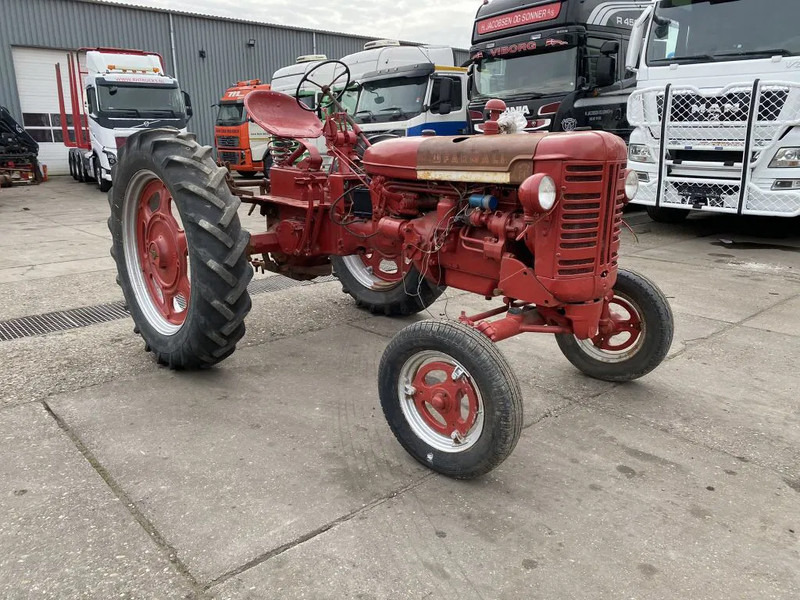 Farmall SUPER F.C. SUPER F.C. TRAKTOR - Farm tractor: picture 3 Farmall SUPER F.C. SUPER F.C. TRAKTOR - Farm tractor: picture 3