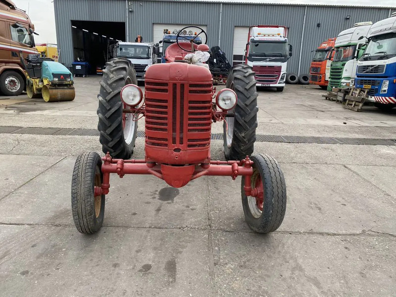 Farmall SUPER F.C. SUPER F.C. TRAKTOR - Farm tractor: picture 2 Farmall SUPER F.C. SUPER F.C. TRAKTOR - Farm tractor: picture 2