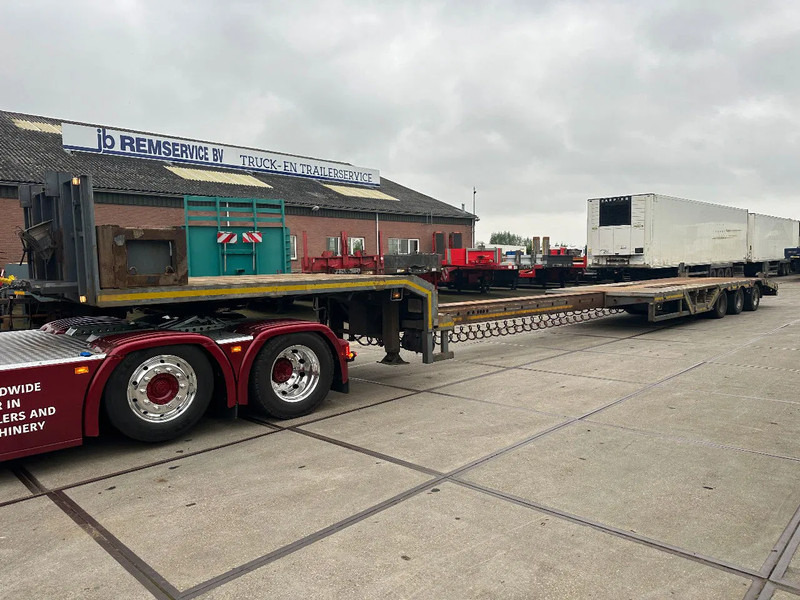 Floor 3 AXLE, 6 M EXTENDABLE, WHEEL FILLS - Low loader semi-trailer: picture 1 Floor 3 AXLE, 6 M EXTENDABLE, WHEEL FILLS - Low loader semi-trailer: picture 1