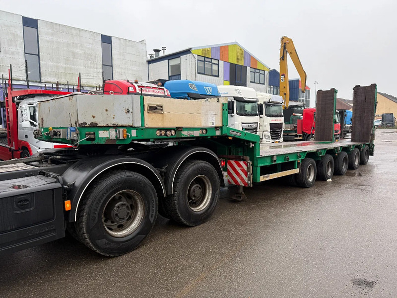 Goldhofer STZ-H5,5 ACLE, 3 AXLE FORCED STEERING, DOUBLE HYDRAULIC RAMPS, TUV TILL 11-11-2026 - Low loader semi-trailer: picture 4 Goldhofer STZ-H5,5 ACLE, 3 AXLE FORCED STEERING, DOUBLE HYDRAULIC RAMPS, TUV TILL 11-11-2026 - Low loader semi-trailer: picture 4