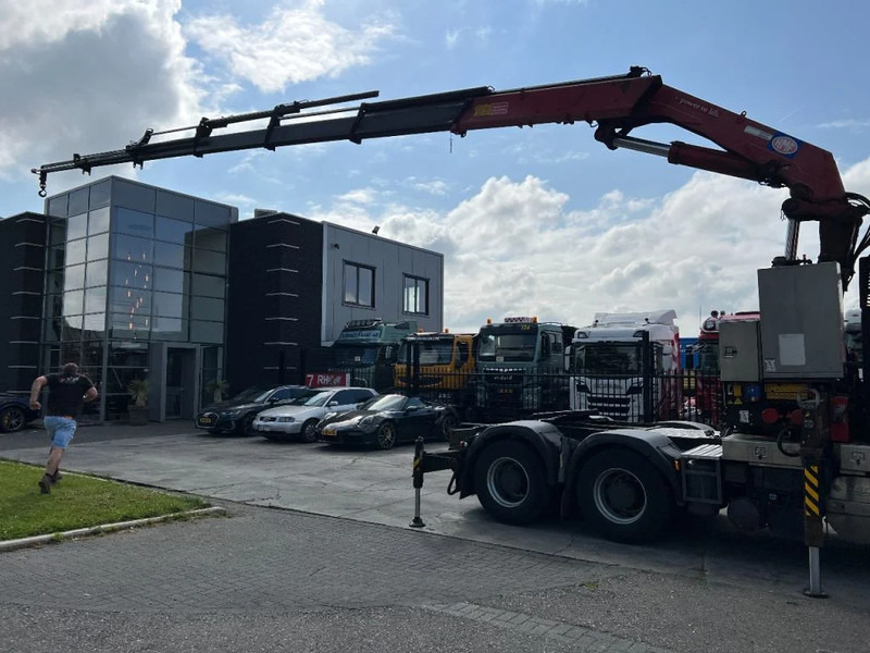 HMF 4220 K6 + REMOTE CTRL - 4 OUTRIGGERS 4220 K6 - Boom: picture 2 HMF 4220 K6 + REMOTE CTRL - 4 OUTRIGGERS 4220 K6 - Boom: picture 2