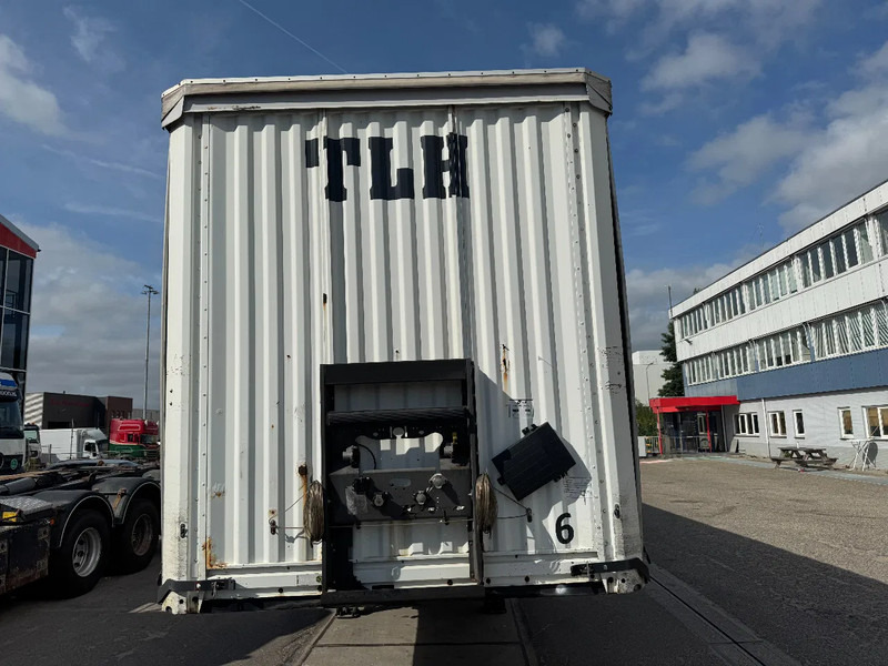 Kässbohrer MAXIMA 3 X SAF AXLE + SLINDING ROOF DISC BRAKES - Curtainsider semi-trailer: picture 2 Kässbohrer MAXIMA 3 X SAF AXLE + SLINDING ROOF DISC BRAKES - Curtainsider semi-trailer: picture 2